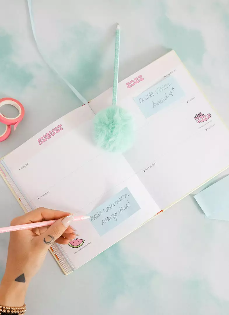 Valfré Gal With A Plan 2022